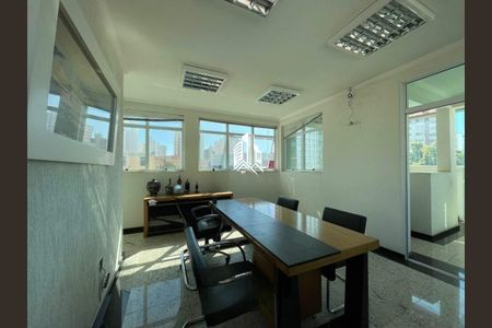 Casa à venda com 250m², 1 quarto e sem vaga