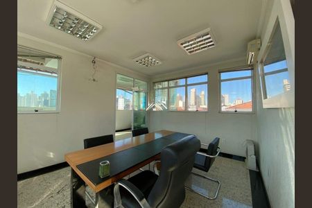 Casa à venda com 250m², 1 quarto e sem vaga