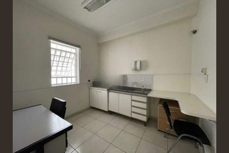 Casa à venda com 250m², 1 quarto e sem vaga