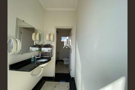 Casa à venda com 250m², 1 quarto e sem vaga