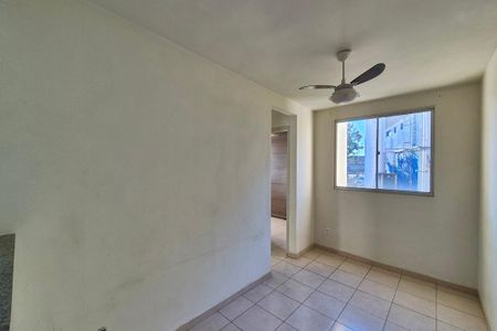 Sala de apartamento à venda com 2 quartos, 44m² em Jardim Marcia, Campinas