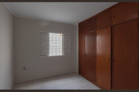 Casa à venda com 122m², 3 quartos e 2 vagas Casa à venda com 122m², 3 quartos e 2 vagasQuarto 1