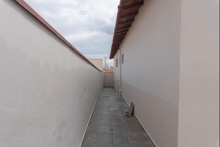 Casa à venda com 122m², 3 quartos e 2 vagas Casa à venda com 122m², 3 quartos e 2 vagasQuintal