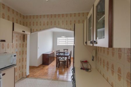 Casa à venda com 122m², 3 quartos e 2 vagas Casa à venda com 122m², 3 quartos e 2 vagasCozinha
