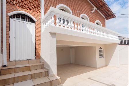 Casa à venda com 122m², 3 quartos e 2 vagas Casa à venda com 122m², 3 quartos e 2 vagasGaragem