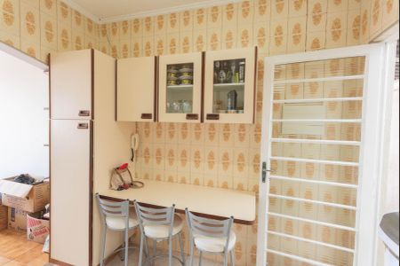 Casa à venda com 122m², 3 quartos e 2 vagas Casa à venda com 122m², 3 quartos e 2 vagasCozinha