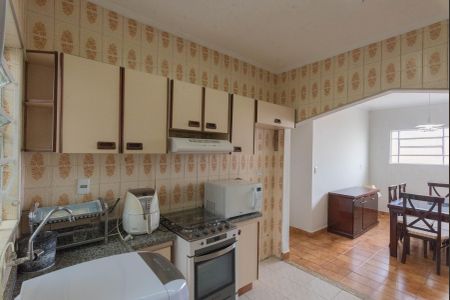 Casa à venda com 122m², 3 quartos e 2 vagas Casa à venda com 122m², 3 quartos e 2 vagasCozinha