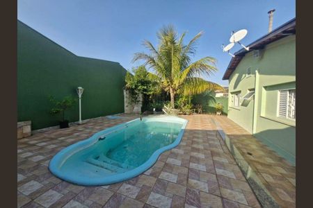 Casa à venda com 180m², 4 quartos e 4 vagas