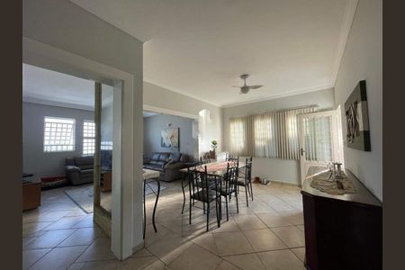 Casa à venda com 4 quartos, 180m² em Vila Proost de Souza, Campinas