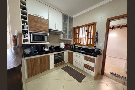 Casa à venda com 3 quartos, 148m² em Vila Nova, Campinas