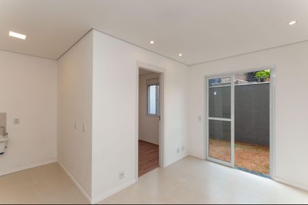 Apartamento para alugar com 53m², 2 quartos e sem vaga Apartamento para alugar com 53m², 2 quartos e sem vagaSala