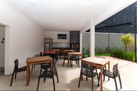 Apartamento para alugar com 53m², 2 quartos e sem vaga Apartamento para alugar com 53m², 2 quartos e sem vagaÁrea comum - Churrasqueira