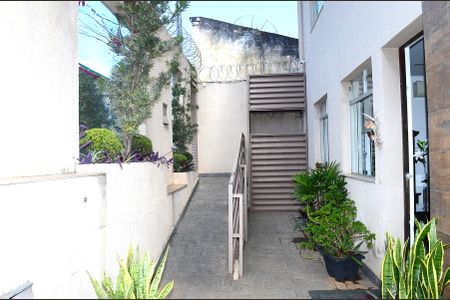 Casa à venda com 510m², 6 quartos e 6 vagasEntrada