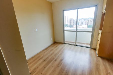 Apartamento para alugar com 70m², 2 quartos e 1 vagaSuíte
