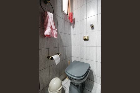 Apartamento à venda com 50m², 2 quartos e 1 vaga Apartamento à venda com 50m², 2 quartos e 1 vagaBanheiro Social