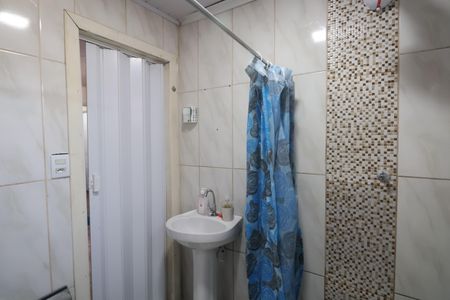 Casa à venda com 115m², 6 quartos e 2 vagasBanheiro Casa 2