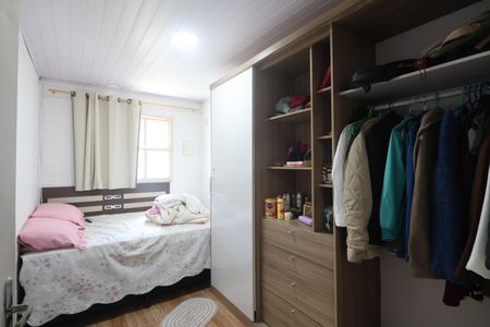 Casa à venda com 115m², 6 quartos e 2 vagasQuarto 1 Casa 2