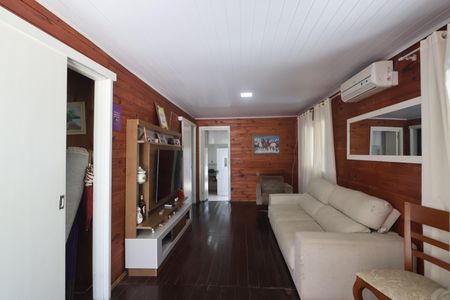 Sala Casa 1 de casa à venda com 6 quartos, 115m² em São Luís, Canoas