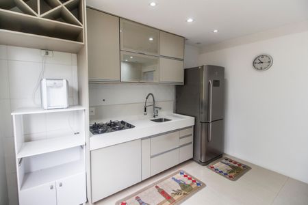Apartamento para alugar com 116m², 2 quartos e 2 vagasCozinha