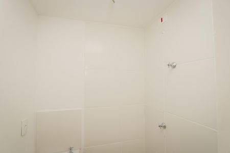 Studio para alugar com 17m², 1 quarto e sem vaga Studio para alugar com 17m², 1 quarto e sem vagaBanheiro da Suite