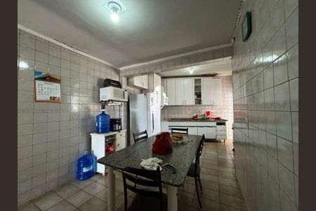 Casa à venda com 3 quartos, 134m² em Vila Aurocan, Campinas