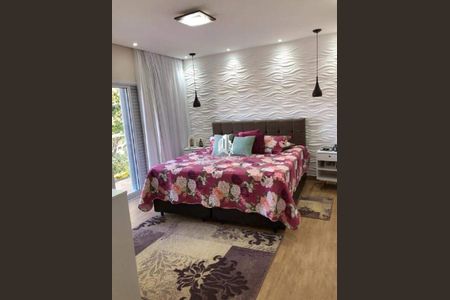 Casa à venda com 4 quartos, 255m² em Parque São Quirino, Campinas