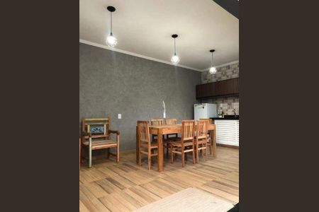 Casa à venda com 4 quartos, 255m² em Parque São Quirino, Campinas