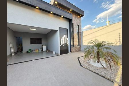 Casa à venda com 190m², 3 quartos e 2 vagas