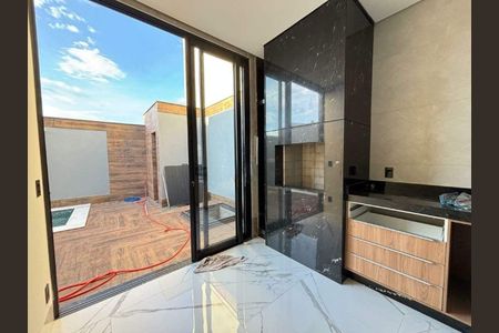 Casa à venda com 190m², 3 quartos e 2 vagas