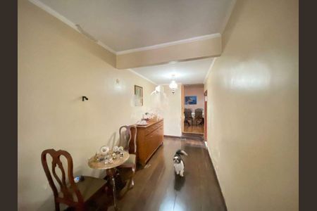 Casa à venda com 220m², 4 quartos e 1 vaga