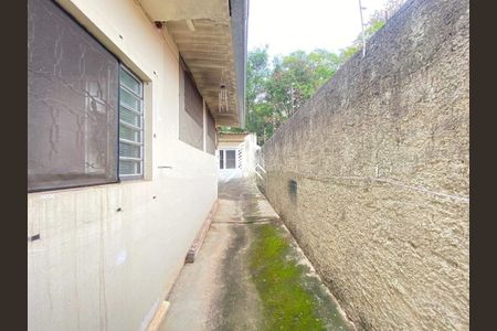 Casa à venda com 220m², 4 quartos e 1 vaga