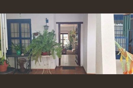 Casa à venda com 4 quartos, 217m² em Parque das Flores, Campinas