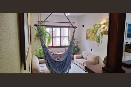 Casa à venda com 4 quartos, 217m² em Parque das Flores, Campinas