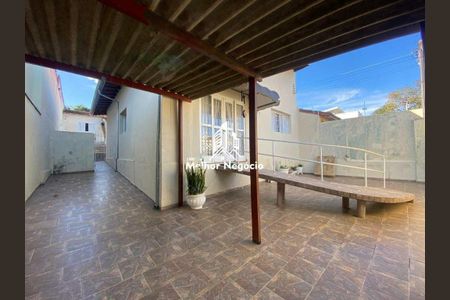 Casa à venda com 3 quartos, 150m² em Vila Marieta, Campinas
