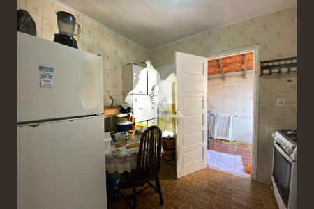 Casa à venda com 96m², 4 quartos e 1 vaga