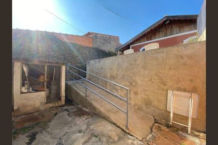 Casa à venda com 96m², 4 quartos e 1 vaga