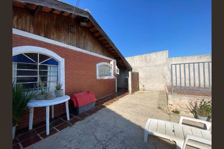 Casa à venda com 96m², 4 quartos e 1 vaga