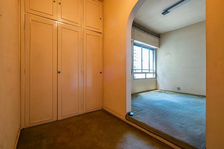 Apartamento à venda com 209m², 3 quartos e 2 vagas Apartamento à venda com 209m², 3 quartos e 2 vagasQuarto 2