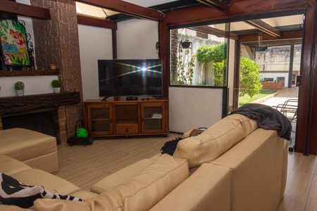 Casa à venda com 400m², 4 quartos e 3 vagasSala de TV