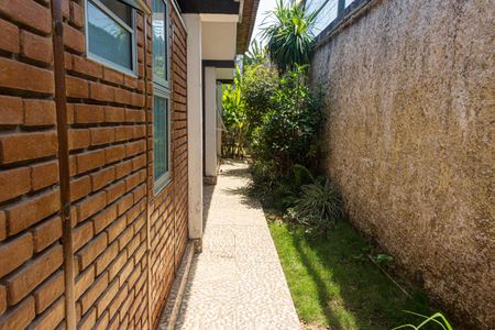 Casa à venda com 400m², 4 quartos e 3 vagasCorredor