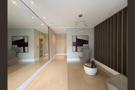 Apartamento à venda com 93m², 3 quartos e 2 vagasHall social