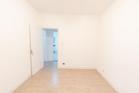 Quarto de apartamento à venda com 1 quarto, 65m² em Vila Monumento, São Paulo