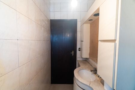 Casa à venda com 210m², 3 quartos e 2 vagasBanheiro Social