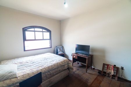 Casa à venda com 210m², 3 quartos e 2 vagasQuarto 2