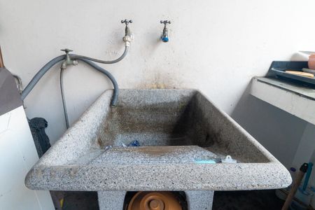 Casa à venda com 210m², 3 quartos e 2 vagasLavanderia