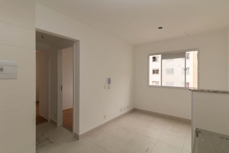 Apartamento para alugar com 32m², 2 quartos e sem vaga Apartamento para alugar com 32m², 2 quartos e sem vagaSala/Cozinha