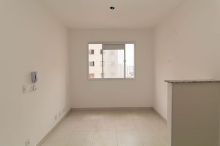 Apartamento para alugar com 32m², 2 quartos e sem vaga Apartamento para alugar com 32m², 2 quartos e sem vagaSala/Cozinha