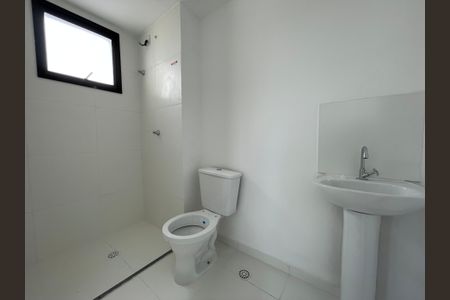 Apartamento à venda com 39m², 2 quartos e sem vaga Apartamento à venda com 39m², 2 quartos e sem vagaBanheiro