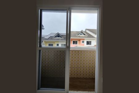 Casa de condomínio à venda com 209m², 4 quartos e 3 vagasVaranda do Quarto Suíte 2