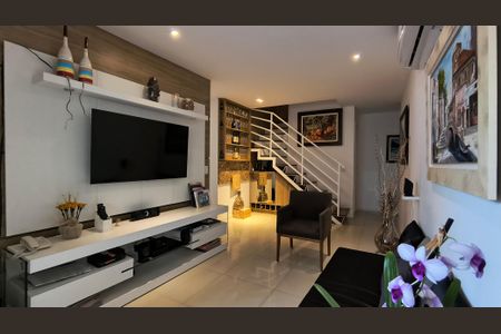 Apartamento à venda com 156m², 3 quartos e 2 vagas Apartamento à venda com 156m², 3 quartos e 2 vagasSala